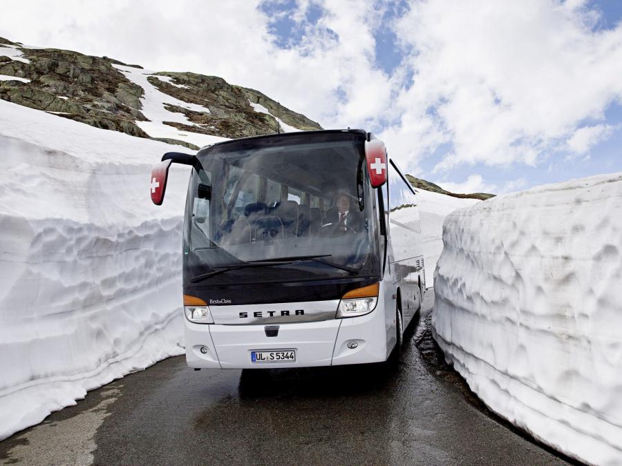  Setra S 411 HD 2009 года  (фото 4 из 16)